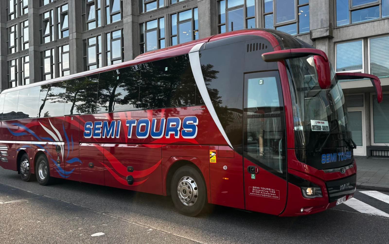 Semi Tours bv
